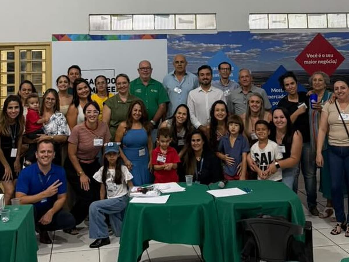 Empresários reunidos no encontro do ALI Produtividade